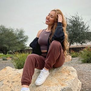 Meet your Posher, Stefy